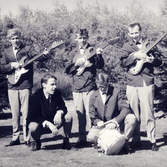 THE RED SKYLINERS (Oosterhout 1964)