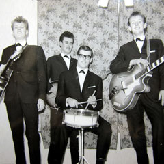 THE RED SKYLINERS (Oosterhout)