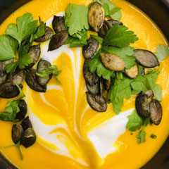 vegan Kürbissuppe. Joshi maria vegan