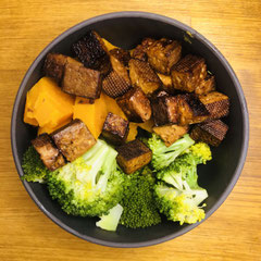 Bowl Räuchertofu
