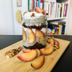 Chiapudding vegan. Joshimaria. Pflaume Walnuss Zimt