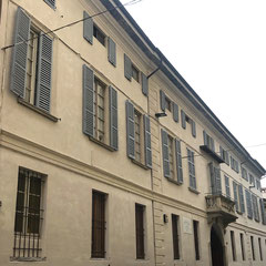 Pavia (PV) - Edificio vincolato - via Volta 29