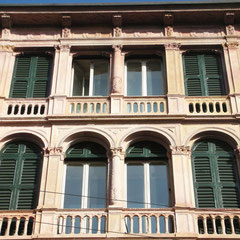 Milano - Edificio vincolato  - C.so Magenta, 12 Casa Rossi