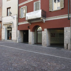 Lecco (LC) - Edificio vincolato - Via Cavour, 34