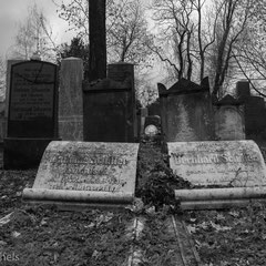 Auf dem jüdischen Friedhof