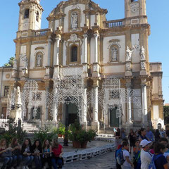 Palerme - Eglise Ste Dominique sur la place homonyme 'panthéon de siciliens illustres.