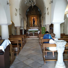 Naxos - Intérieur de la cathédrale catholique.