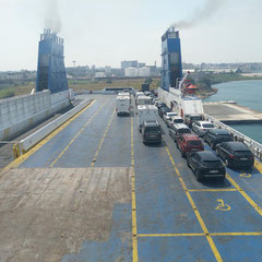 Le pont extérieur du ferry.