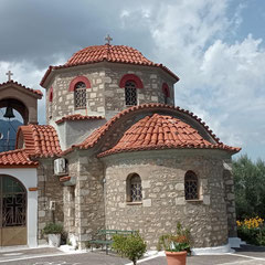 Eglise d'Agoriani sur le lieu du bivouac de midi.