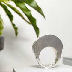 bague-volume-argent-homme-femme-creation-contemporaine-bijoutier-joaillier-auvergne-rhone-alpes 