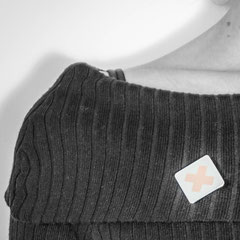 broche-homme-argent-marqueterie-incrustation-cuivre-croix-creation-contemporaine-bijoutier-joaillier-auvergne-rhone-alpes