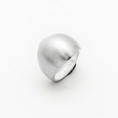 bague-boule-argent-femme-creation-contemporaine-bijoutier-joaillier-auvergne-rhone-alpes