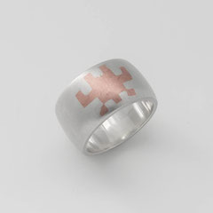 Bague-bombee-invader-argent-cuivre-homme-femme-creation-contemporaine-bijoutier-joaillier-auvergne-rhone-alpes
