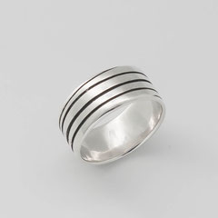 Bague-gravee-argent-noir-homme-femme-creation-contemporaine-bijoutier-joaillier-auvergne-rhone-alpes 