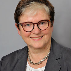 Platz 13 / Ursula Glatzl, 64 Jahre, Rechtsanwältin