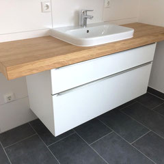 Badschrank // Beratung • Planung • Ausführung
