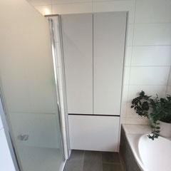 Badschrank // Beratung • Planung • Ausführung