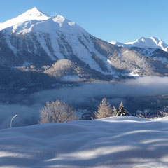 Devant le chalet -Orcières Merlette (Hautes-Alpes), Février 2010