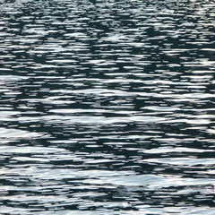 Surface de lac - vers le lac d'Aiguebelette (Savoie), Septembre 2010