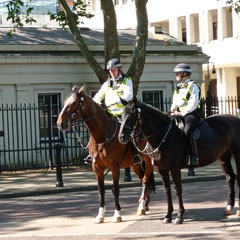 Londres - Les policiers à cheval.