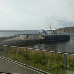 Port de Laxo où manoeuvre le bateau de Symbister.