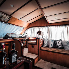 Rent Yacht Side