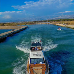 Rent Yacht Yacht Side