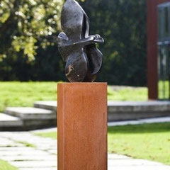 sokkel cortstaal met kunst