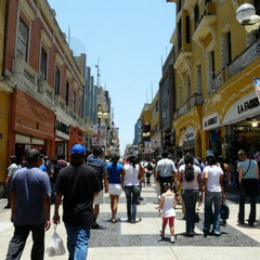 Rue piétonne à Lima