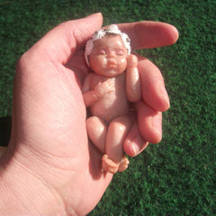 MIni Baby Lea aus Polymer Unikat