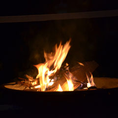 ....mit Lagerfeuer-Romantik