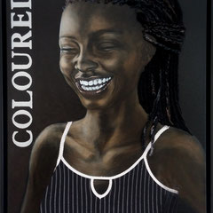 "Laughing Woman", Serie "fremd : vertraut", Ölmalerei auf Leinwand, Textiles, applizierte Frisur, 80 x 60 cm, Schattenfugenrahmen schwarz