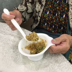 Eating utensils for elderly