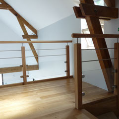 Artisan fabricant d'escaliers, volets, fenêtres.