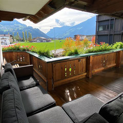 Loungeecke Balkon Ausblick nach Süden