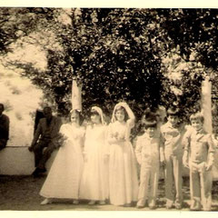Comunión en la ermita de Sabariego. Quizá sobre el año 1981