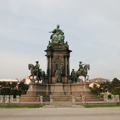 Maria-Theresia-Denkmal