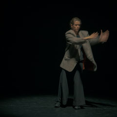 Fotografia Fine Art di danza contemporanea interpretata da Elisabetta Da Rold sulla canzone El me indiriss di Enzo Jannacci