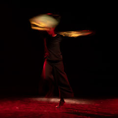 Fotografia Fine Art di danza contemporanea interpretata da Elisabetta Da Rold sulla canzone Veronica di Enzo Jannacci