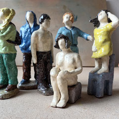 Modell - Gruppe, Terrakotta glasiert, h12-17cm