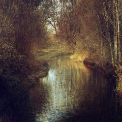 <span style="font-family: Ubuntu Condensed; letter-spacing:0.3em;">MIDAS CREEK (REMIX)</span><br>