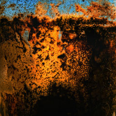 <span style="font-family: Ubuntu Condensed; letter-spacing:0.3em;">CHLOROPHYLL</span><br>