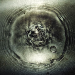 WATER 44