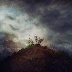 GLORIFIED MOUND