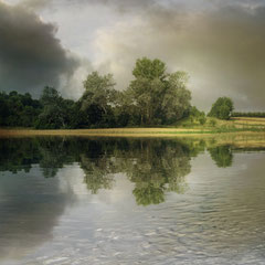 LIQUID MIRROR