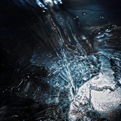 WATER 25