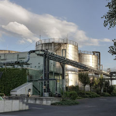 <span style="font-family: Ubuntu Condensed; letter-spacing:0.3em;">URBAN 303</span><br>