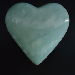 hellgrünes Herz, Durchmesser 9 cm, 320 gr. 25 Fr.