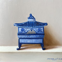 Azul y Blanco Box, Oil on panel, 6 x 6 inches.