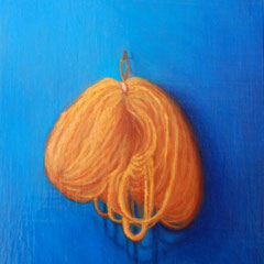 Madejita de lana azul colgada, Oil on canvas mounted on panel, 10 x 19 inches.